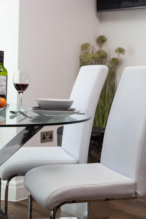Bright Cheery 4 Bd Apartment By Brighton Station Dış mekan fotoğraf