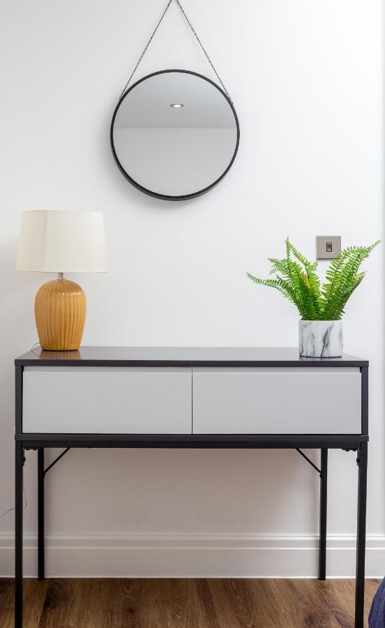 Bright Cheery 4 Bd Apartment By Brighton Station Dış mekan fotoğraf