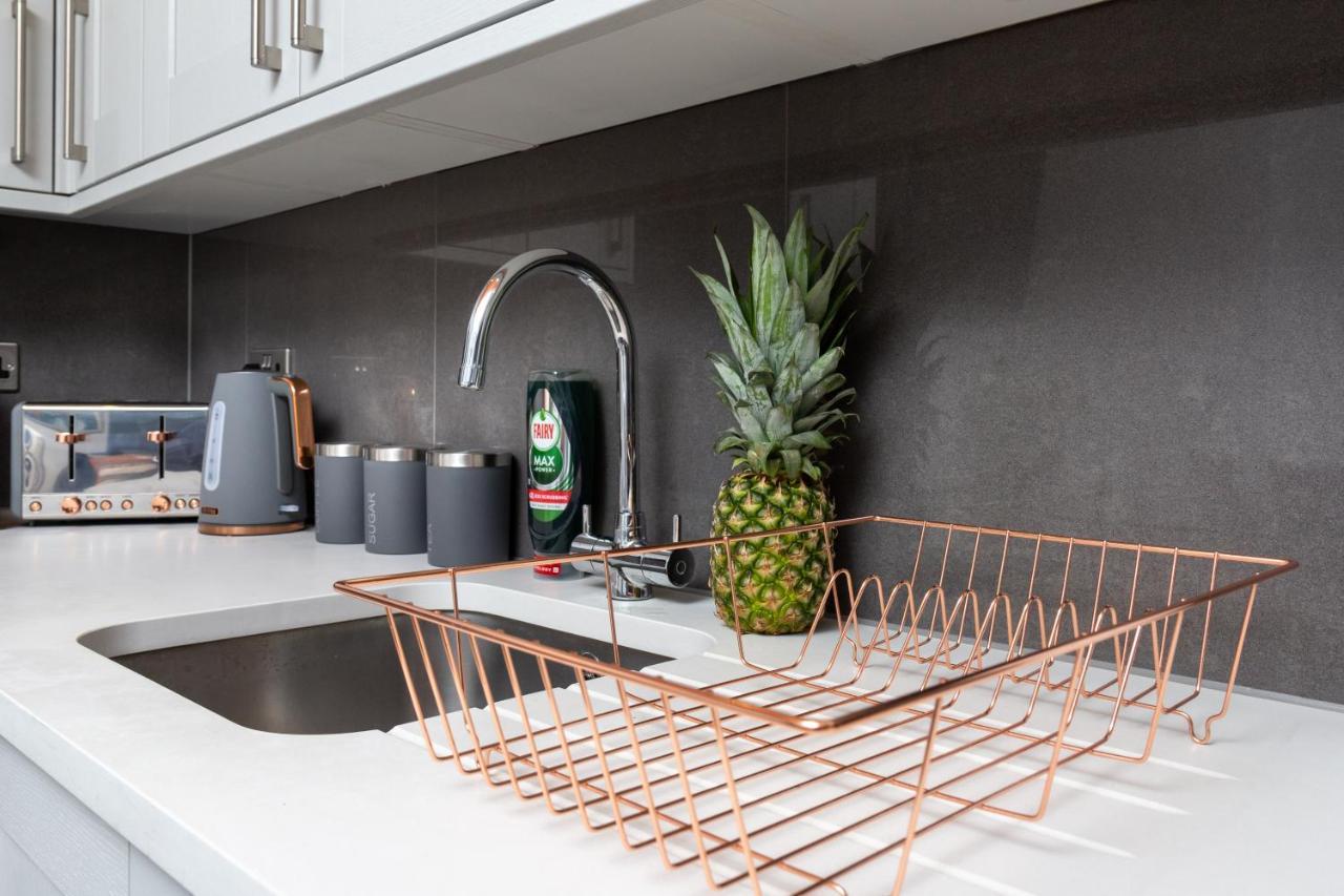 Bright Cheery 4 Bd Apartment By Brighton Station Dış mekan fotoğraf